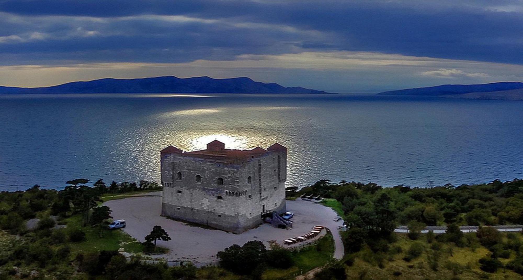 Appartement Kuca Za Odmor Stefanac à Senj  Extérieur photo